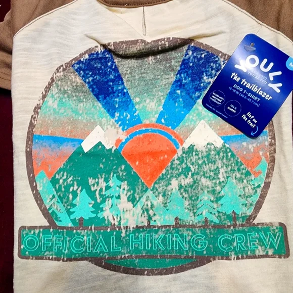 Youly The Trailblazer - OFFICIAL HIKING CREW Dog T-shirt - Picture 2 of 6